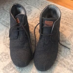 Toms grey wool wedges